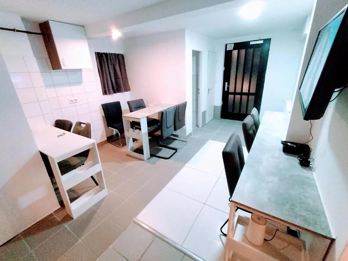 Studio Zimmer In Frankfurt Frankfurt am Main Apartment