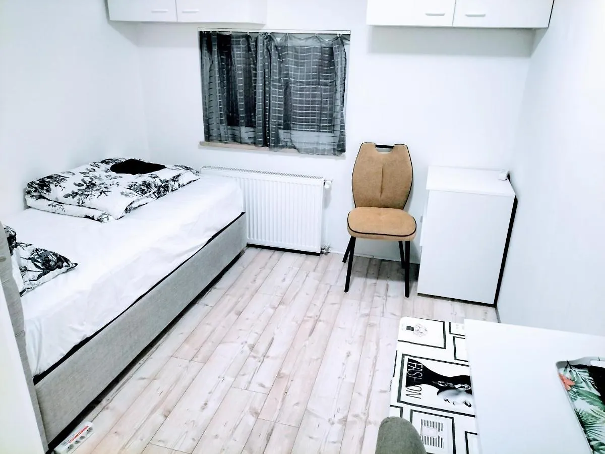 Studio Zimmer In Frankfurt Frankfurt am Main Apartment